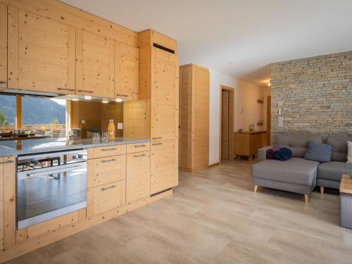 Apartment L' O 12 by Interhome