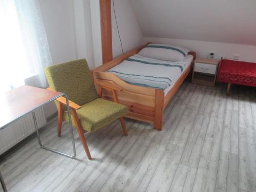 Katil atau katil-katil dalam bilik di Holiday Home Pod Ostaší by Interhome