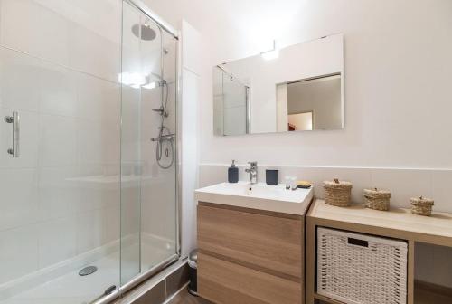Le Five Boroughs, T2 Cosy, Centre Ville