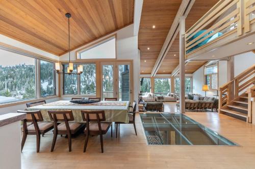 Fotografie z fotogalerie ubytování Bright 5BD Alpine Retreat - 5Min to Alpine Meadows v destinaci Tahoe City