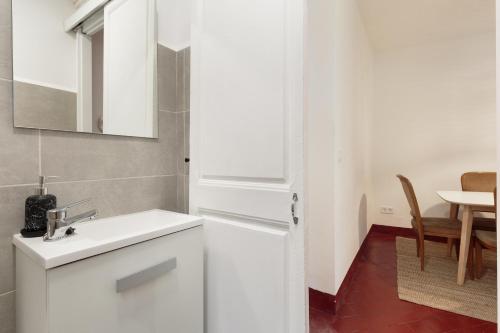 Sagrada Familia Vl by Enjoy Apartments