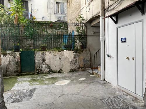 Titti House