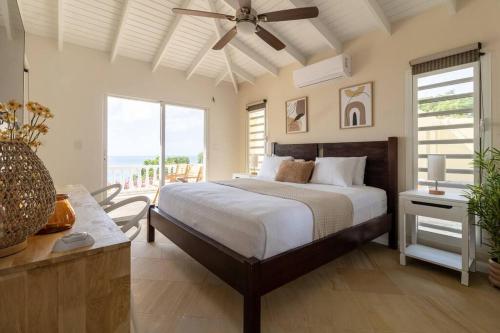 Gallery image of Pelikaan Sunset:A Villa With Stunning Ocean Views in Koolbaai