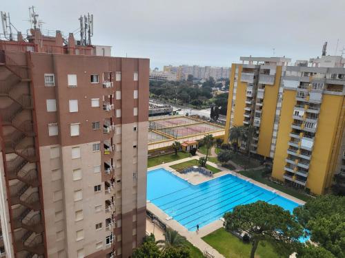 Πισίνα στο ή κοντά στο Apartamento en la Playa Canet, muy cerca de Valencia
