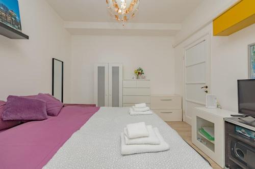 Bright & Cozy Home - City Center