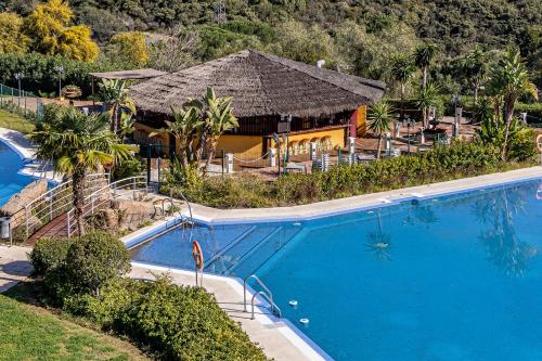 Monte Selwo Apartamiento con Gym, Jacuzzi y Balcón