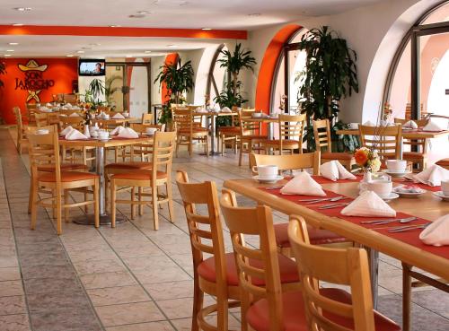 Un restaurante o sitio para comer en Hotel Veracruz Centro Histórico