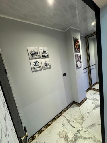 Gambar di galeri bagi HIGHFIELD PRIVATE SPA APARTMENT di Bradford