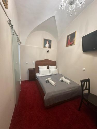 DATRI Petite Suite 8