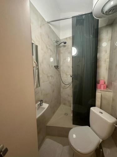 Ένα μπάνιο στο DATRI Petite Suite 8
