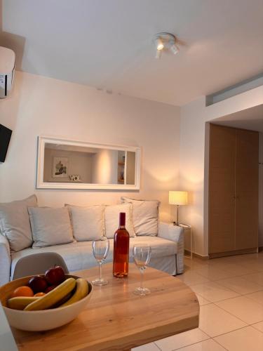 Alendra's City Center Studio