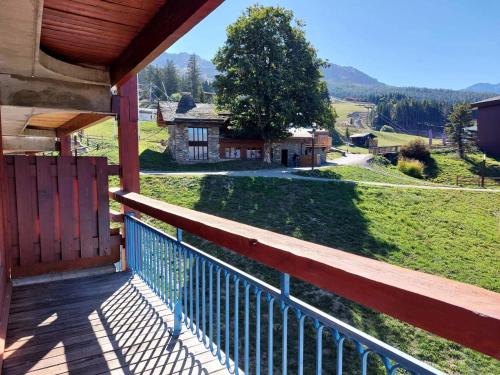 Photo de la galerie de l'établissement Résidence Nova - Appartement 2 pièces 6 personnes proche des pistes, des commerces, de la garderie et de l'ESF au centre de la station d’Arc 1800 MAE-1877, à Arc 1800