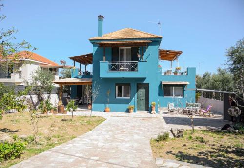 Ionnisos Traditional Home