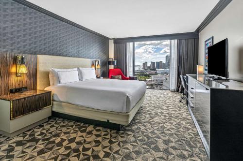 Hilton Miami Downtown Image