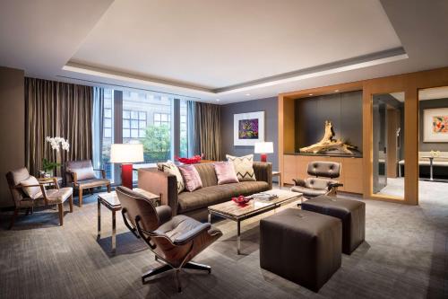 Conrad New York Downtown Image