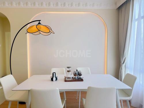 Φωτογραφία από το άλμπουμ του Austin Regency by JC Home Experience σε Johor Bahru