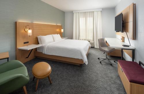DoubleTree by Hilton Houston Westchase Image