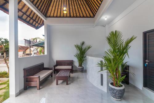 Κήπος έξω από το Amed Permai Home Stay