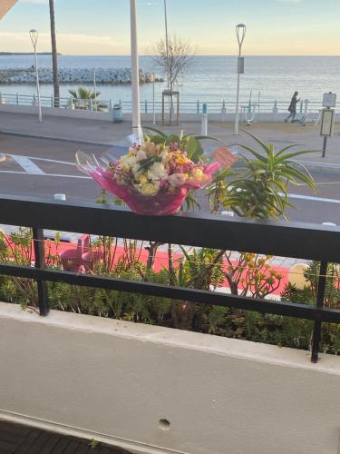 Appartement Front de mer à Cannes -Vue Mer & Terrasse