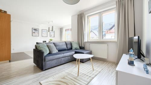 Plac Neptuna, Sun & Snow