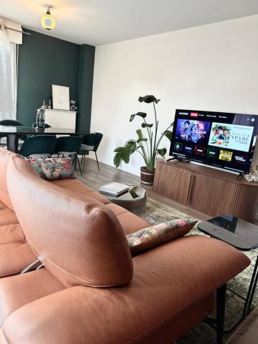 Appartement raffiné à 2min du RER A