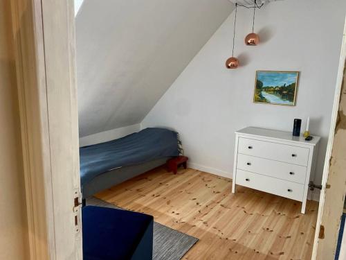 Posezení v ubytování Idyllisk, historisk byhus ved fjorden i Mariager