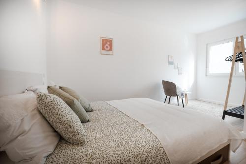 Zagreb 286 - 2 Bedroom Apartment - Balcony - WiFi - Keybox entry