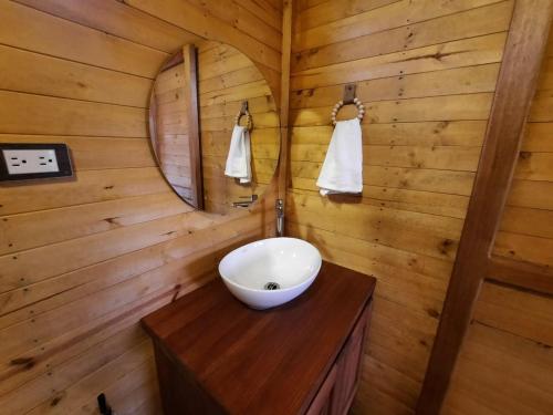 Koupelna v ubytování Glamping Entre Nopales, Villa de Leyva