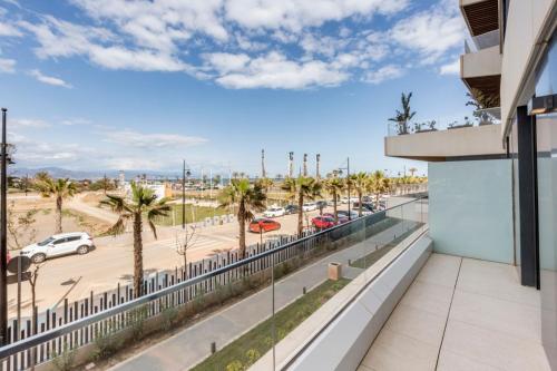 ViVi Homes - Dali - Pool, Sauna, Gym & Sea View