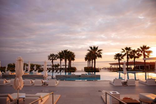 Kolam renang di atau dekat dengan Domes Noruz Kassandra, Halkidiki - Adults Only