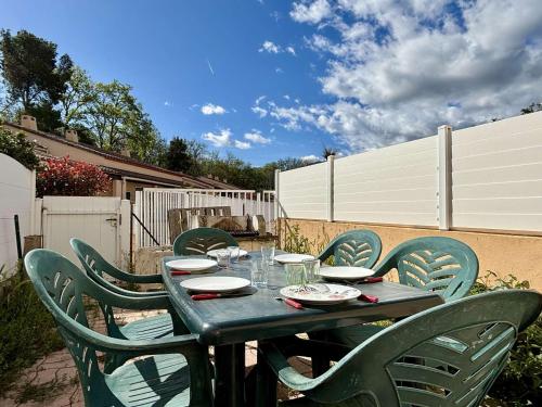 Maison de Vacances 5 Couchages, 900m de la Plage, Piscine et Parking Privé - Argelès-sur-Mer - FR-1-225-541