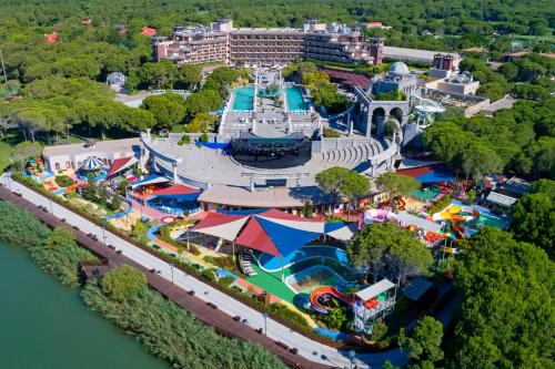 Bazén v ubytování Xanadu Resort - High Class All Inclusive nebo v jeho okolí