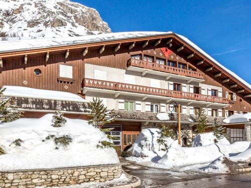 Cocon raffiné proche centre Val-d'Isère, résidence de standing, balcon Sud/Est, 5 pers.