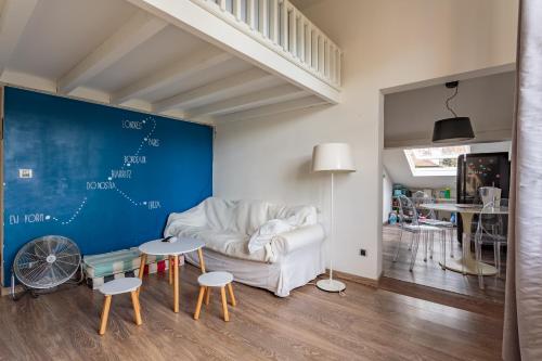 Photo de la galerie de l'établissement AILLET A 800 m de la plage et 200 des commerces, à Biarritz