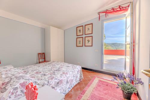 Säng eller sängar i ett rum på Villa Colle18 Design and Comfort - Goelba