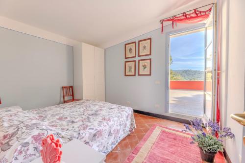Postel nebo postele na pokoji v ubytování Villa Colle18 Design and Comfort - Goelba