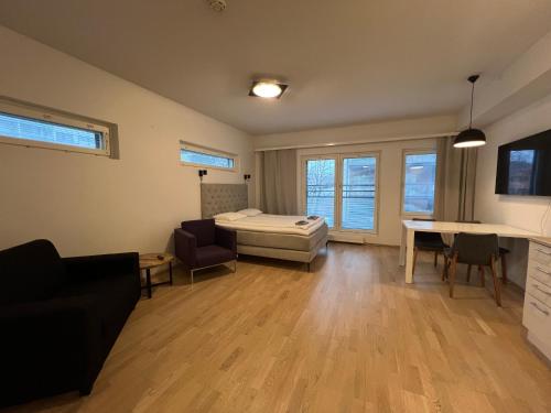 Foto Saunallinen keskustayksiö ja ilmainen yksityinen parkkipaikka 5