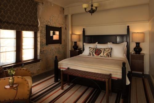 Hotel Emma at Pearl on the Riverwalk Image