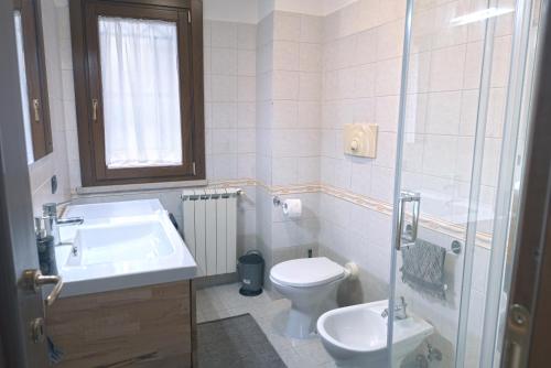 Kylpyhuone majoituspaikassa Aria di casa