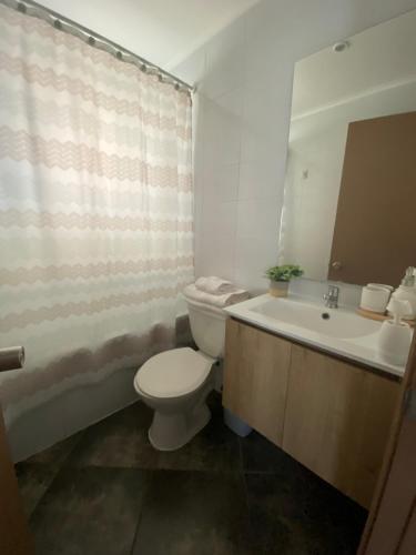 Koupelna v ubytování Cómoda casa en sector oriente de talca