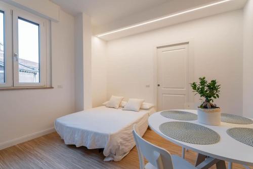 Chic Apartment in NoLo: Style and Comfort in Milan