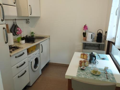 Gallery image of AURORA HOUSE. in Abbadia Lariana
