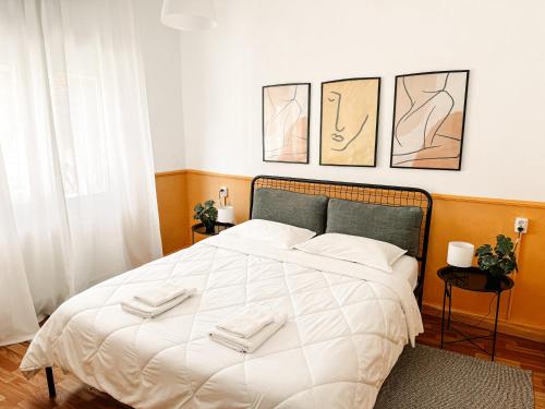Posteľ alebo postele v izbe v ubytovaní Traditional House Old Town Xanthi 3-bedrooms - MenoHomes 3