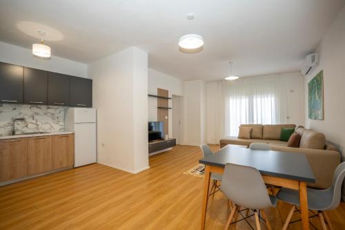 Una cocina o cocineta en Shkodra Harmony Residences