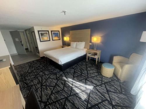 Best Western Westgate Innにあるベッド