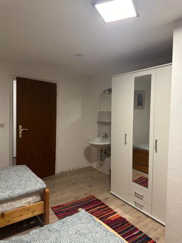 Voodi või voodid majutusasutuse Zimmer mit eigener Dusche & WC , beim Stausee toas