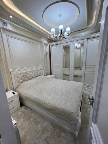 Ένα ή περισσότερα κρεβάτια σε δωμάτιο στο Lux Comfort