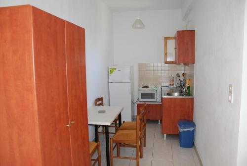 Kuchyňa alebo kuchynka v ubytovaní Artolithia Apartments