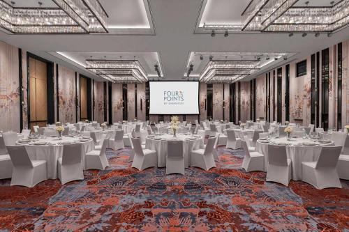 Gambar di galeri bagi Four Points by Sheraton Phuket Patong Beach Resort di Pantai Patong