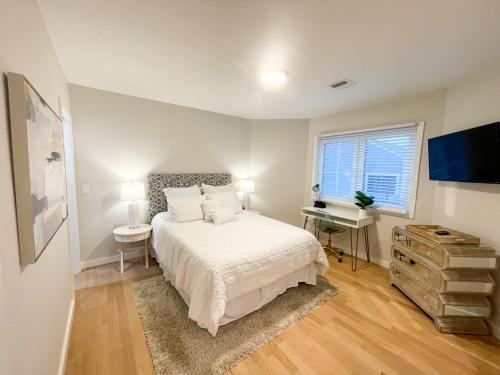 Ένα ή περισσότερα κρεβάτια σε δωμάτιο στο Modern 2 Bed,2 Bath Gem Mit Central Cambridge